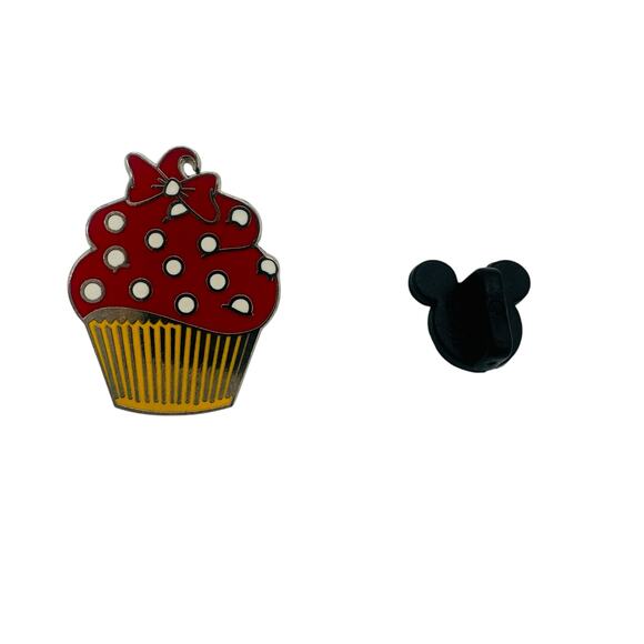 Disney Enamel Pin Trading Minnie Mouse Cupcake - Picture 1 of 5